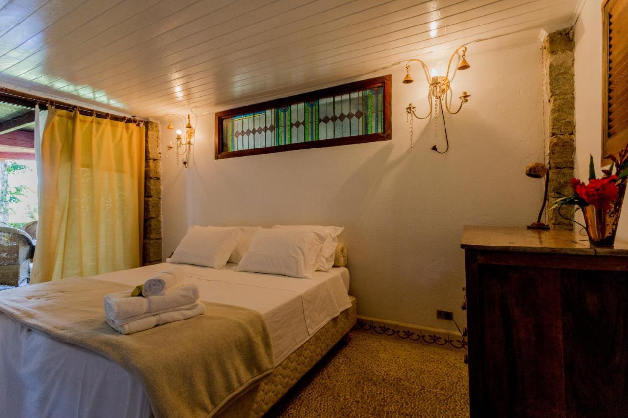Feiticeira Guesthouse Ilhabela Kamer foto